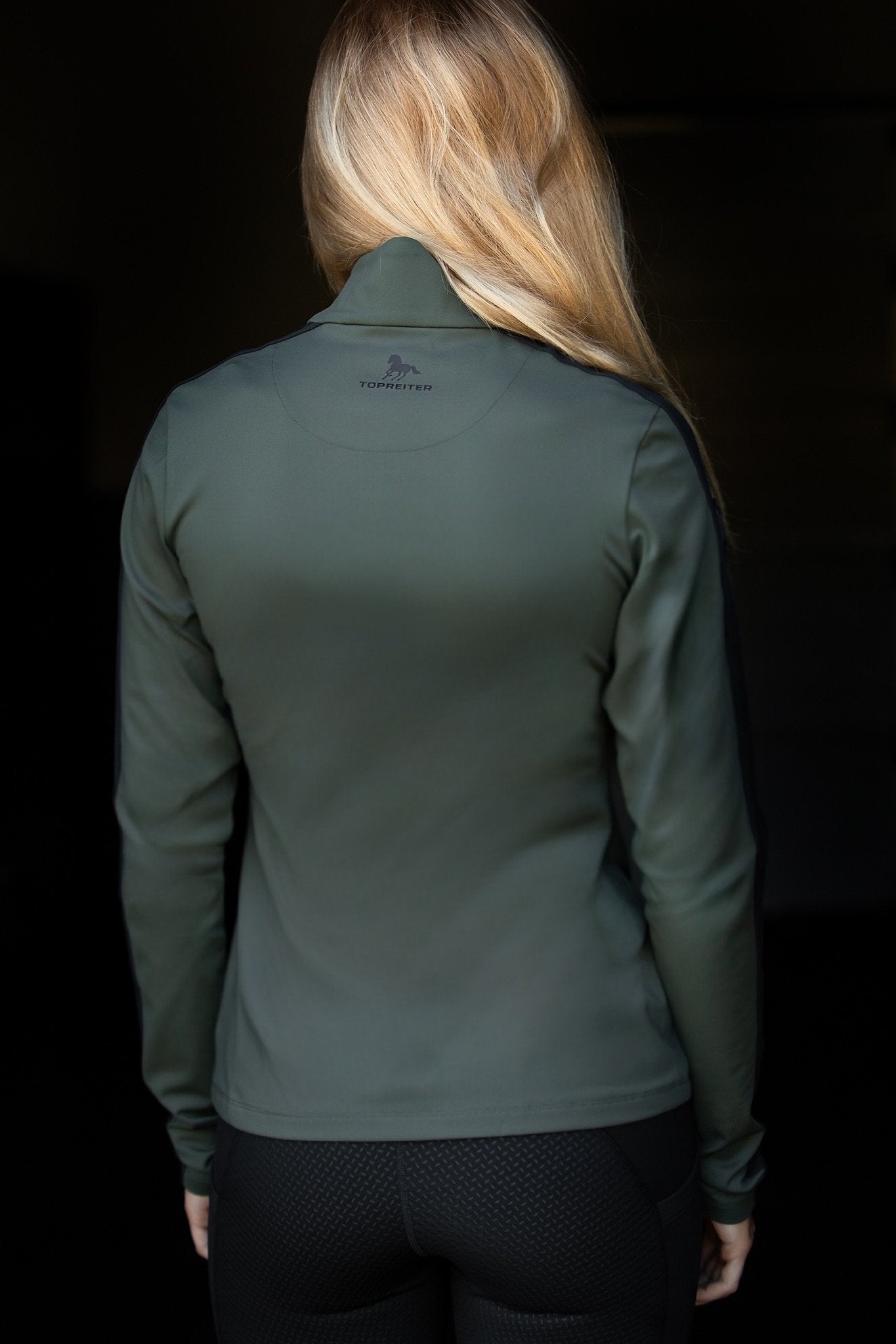 Bryndís Longsleeve Performance Shirt