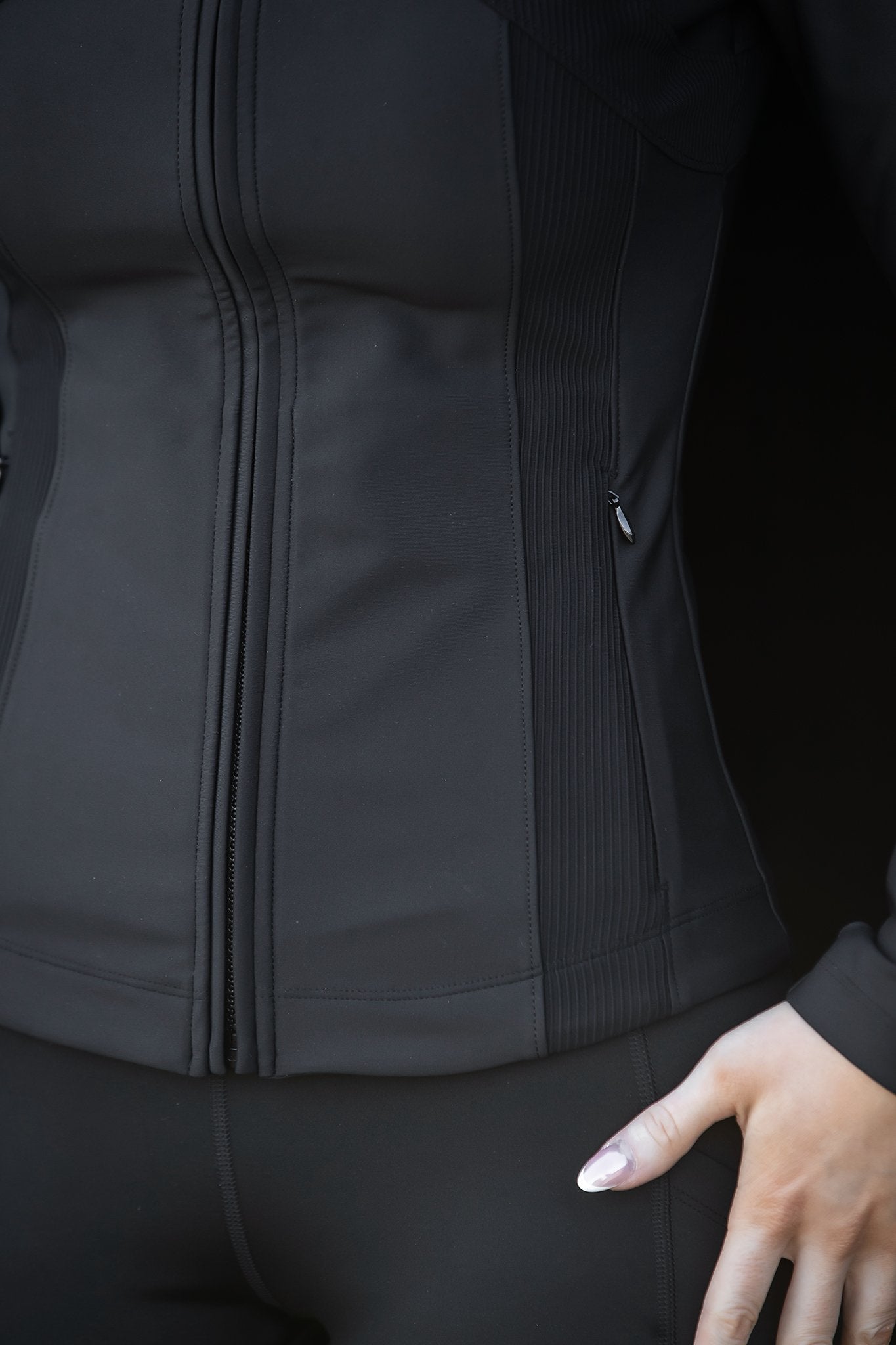 Kráka Sculpt Jacket
