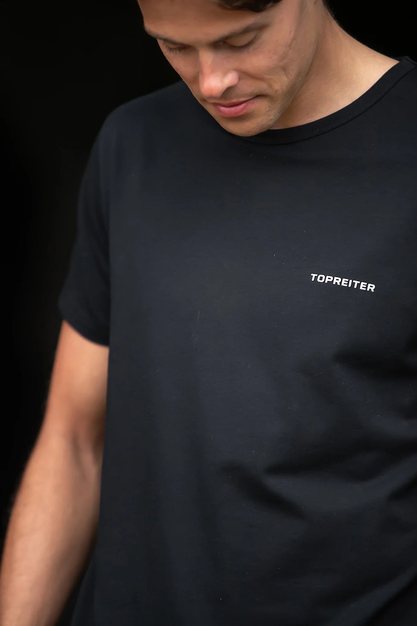 Basic Unisex T-Shirt U-neck
