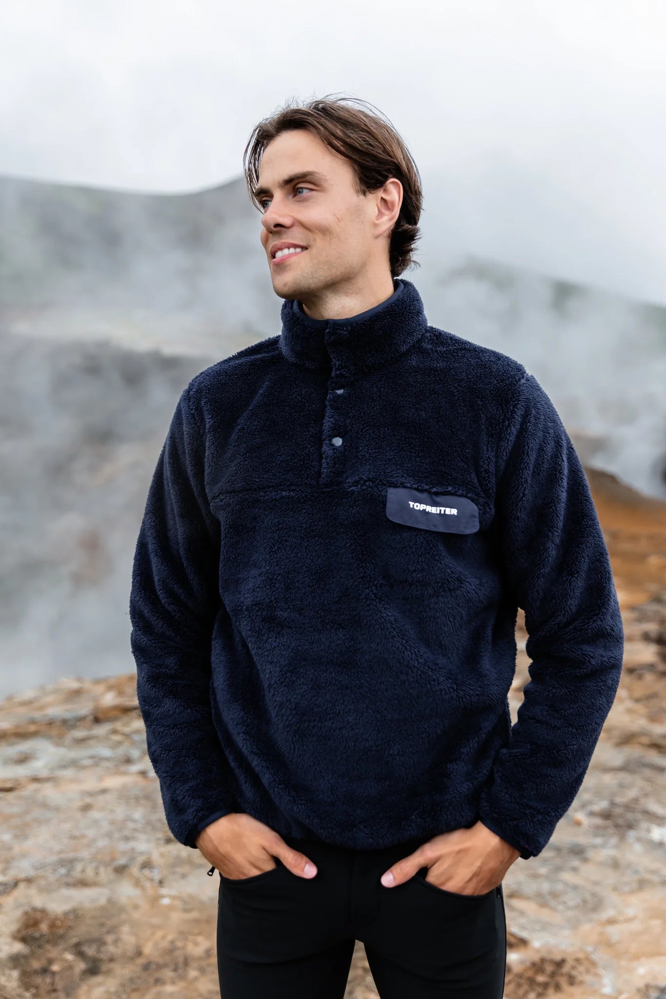 Blær Sweater