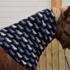 Hals til ulddækken i islandsk uld – heste – blå